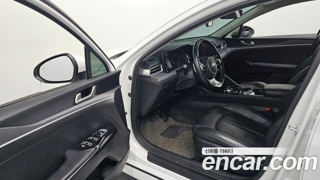 Kia K5 3세대 Prestige, 2020 10