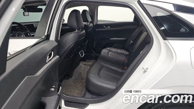 Kia K5 3세대 Prestige, 2020 11