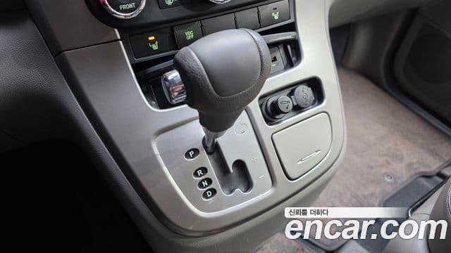 Kia Carnival R люксовая версия, 2014 9