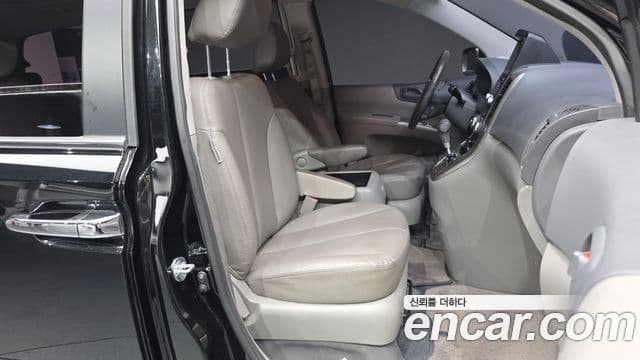 Kia Carnival R люксовая версия, 2014 11