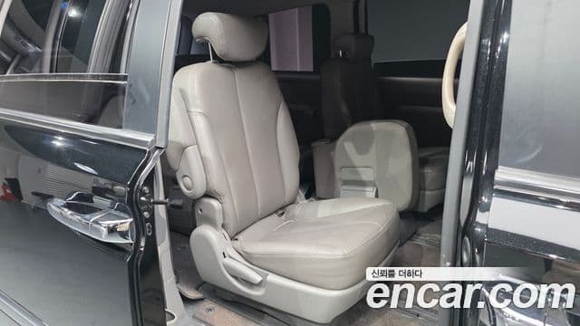 Kia Carnival R люксовая версия, 2014 12