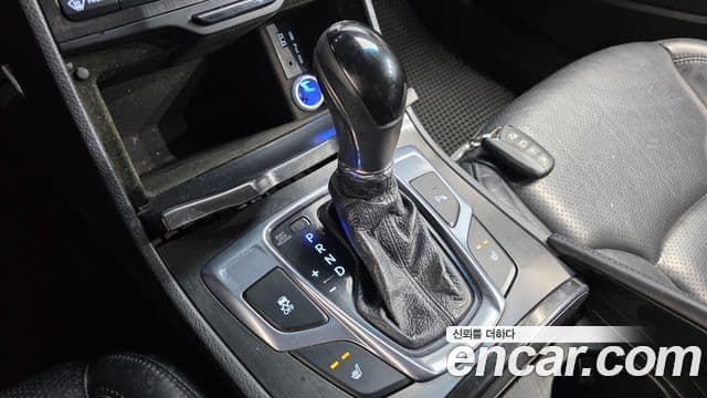 Hyundai Grandeur HG Modern, 2015 9