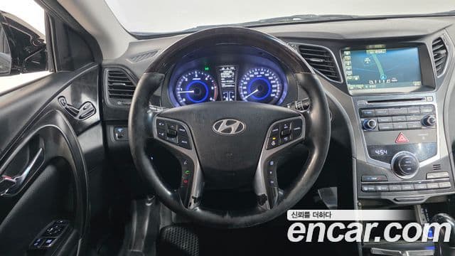 Hyundai Grandeur HG Modern, 2015 14