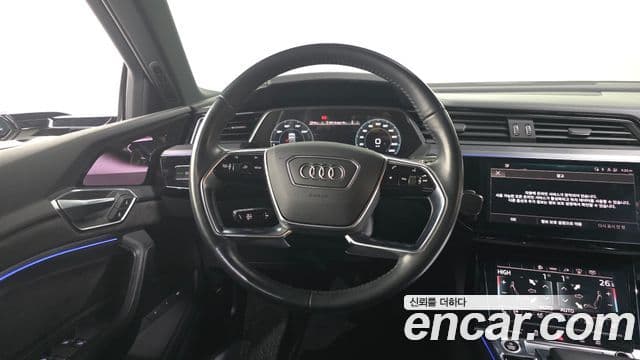 Audi e-Tron 55 Quattro Sportback, 2021 13
