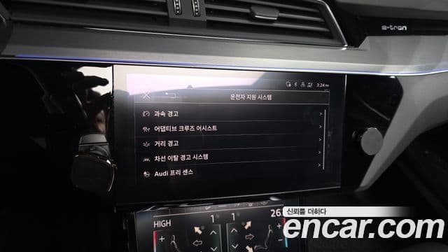 Audi e-Tron 55 Quattro Sportback, 2021 16