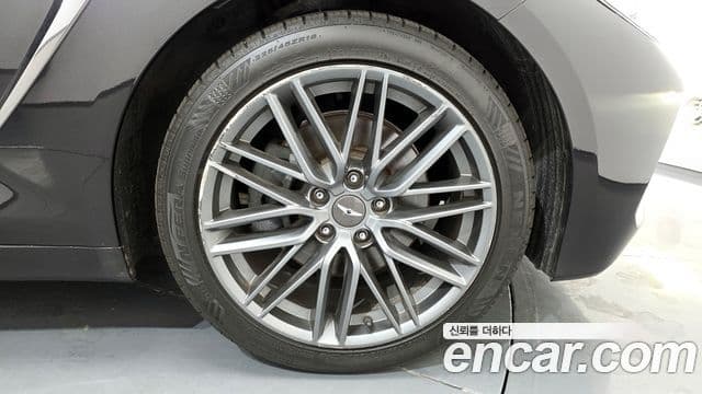 Genesis G70 Supreme, 2018 все фото