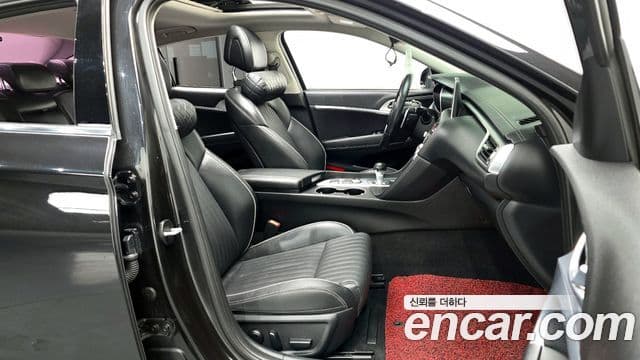 Genesis G70 Supreme, 2018 11