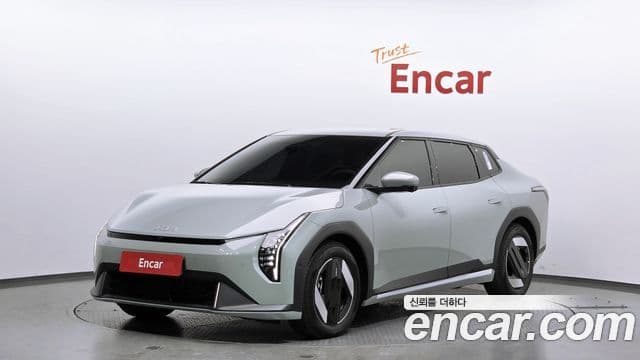 Kia EV4 Earth, 2026 1