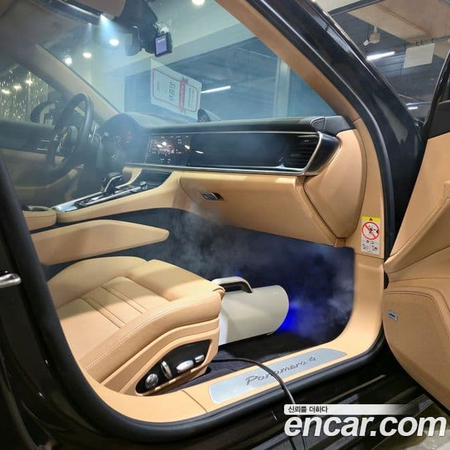 Porsche Panamera (971), 2021 3