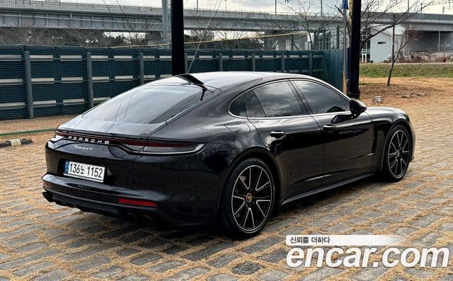 Porsche Panamera (971), 2021 7