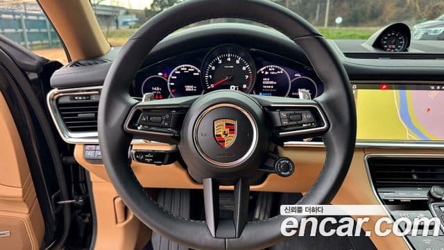 Porsche Panamera (971), 2021 10