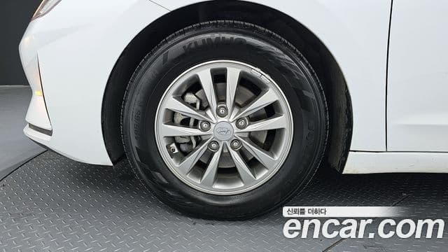 Hyundai The / новый New Avante AD Smart, 2020 все фото