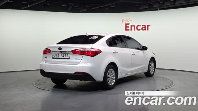 Kia K3 Luxury, 2015 2