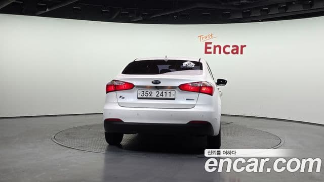 Kia K3 Luxury, 2015 4