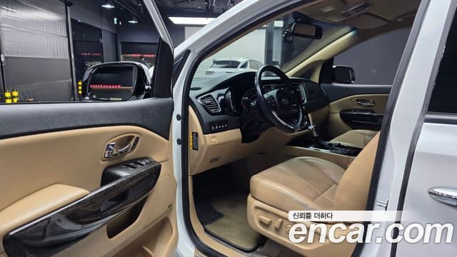 Kia The / новый New Carnival President, 2020 10