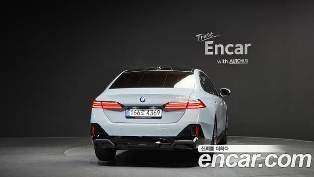 BMW 5시리즈 (G60) 520i M Sport, 2025 4