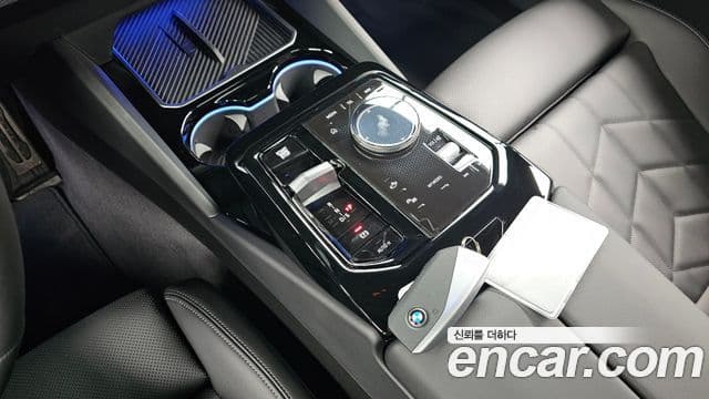 BMW 5시리즈 (G60) 520i M Sport, 2025 9