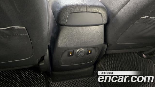 Kia Sorento R топовая версия, 2012 19