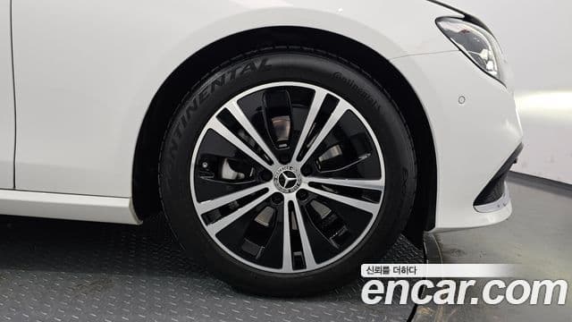 Mercedes-Benz E-класс W213 Avantgarde, 2021 все фото