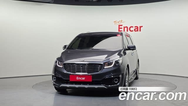 Kia All New Carnival VIP, 2016 3