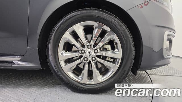 Kia All New Carnival VIP, 2016 все фото