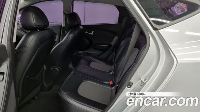 Hyundai Tucson ix Luxury, 2010 16