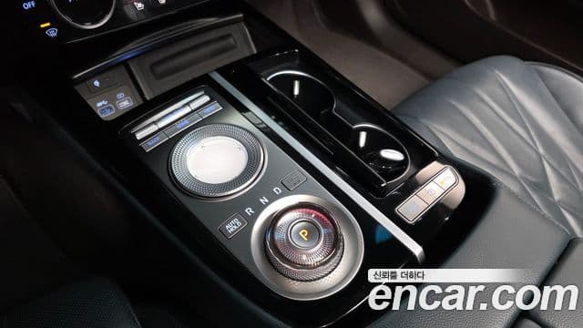 Genesis G80 (RG3) бензин 2.5 турбо AWD, 2021 9