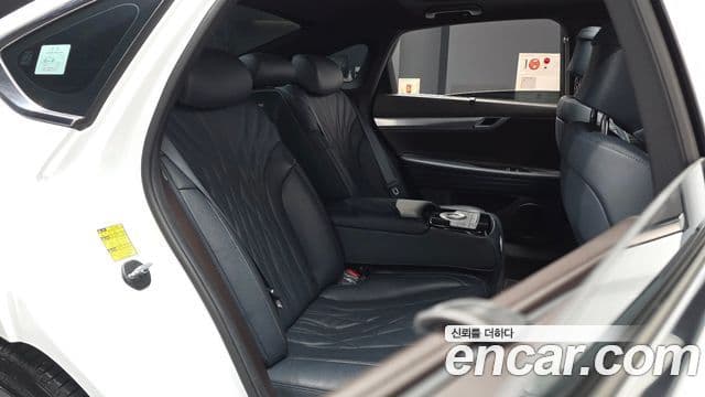 Genesis G80 (RG3) бензин 2.5 турбо AWD, 2021 12