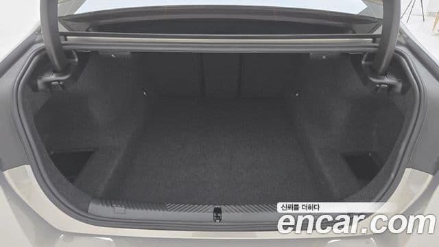 BMW 5시리즈 (G60), 2025 7