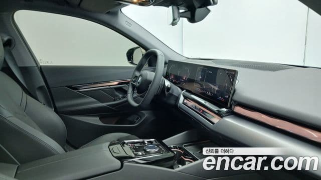 BMW 5시리즈 (G60), 2025 18