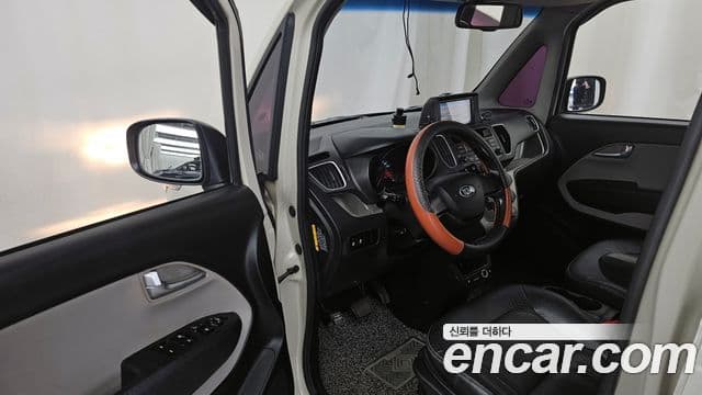 Kia Ray Special, 2013 10