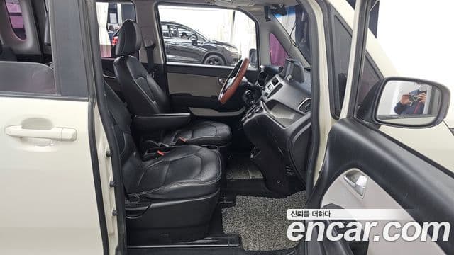 Kia Ray Special, 2013 11