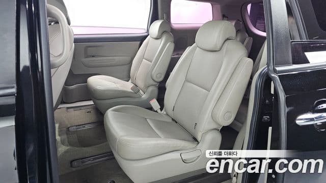 Kia The / новый New Carnival Luxury, 2019 12