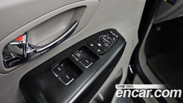 Kia The / новый New Carnival Luxury, 2019 19