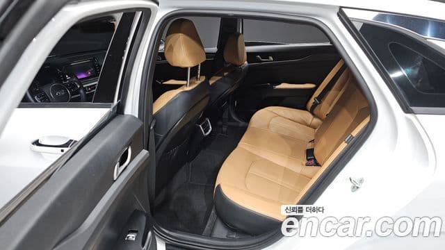 Kia K5 3세대 Prestige, 2020 11