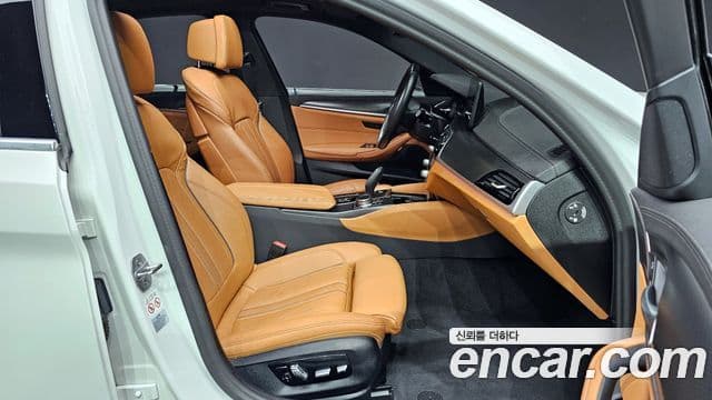BMW 5시리즈 (G30) 520i M Sport, 2023 10