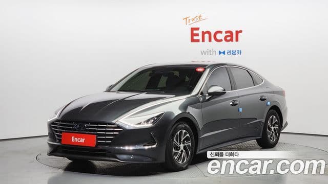 Hyundai Sonata гибрид (DN8) Modern, 2022 1