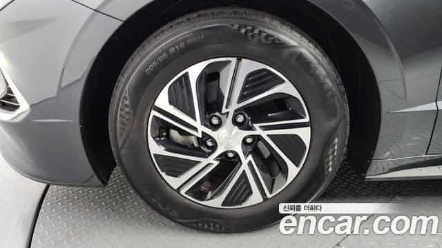 Hyundai Sonata гибрид (DN8) Modern, 2022 все фото