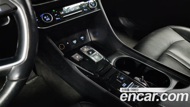 Hyundai Sonata гибрид (DN8) Modern, 2022 9