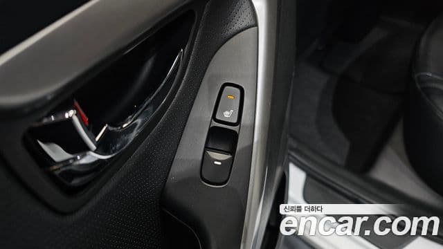 Hyundai Avante MD Premier, 2012 19