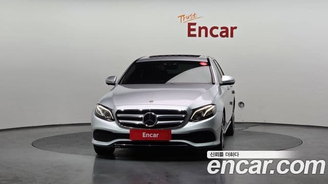 Mercedes-Benz E-класс W213 E300 Avantgarde Intelligent Drive, 2017 3