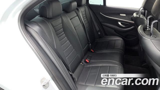 Mercedes-Benz E-класс W213 E300 Avantgarde Intelligent Drive, 2017 12