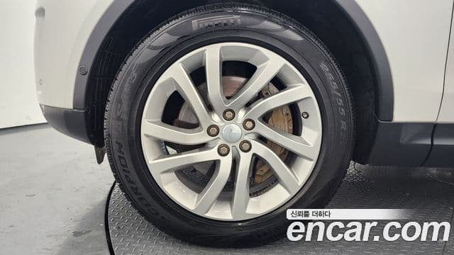 Land Rover Discovery 5 3.0 SD6 HSE, 2020 все фото