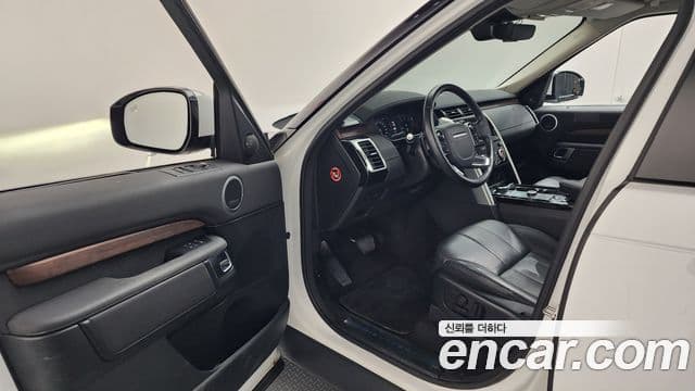 Land Rover Discovery 5 3.0 SD6 HSE, 2020 10