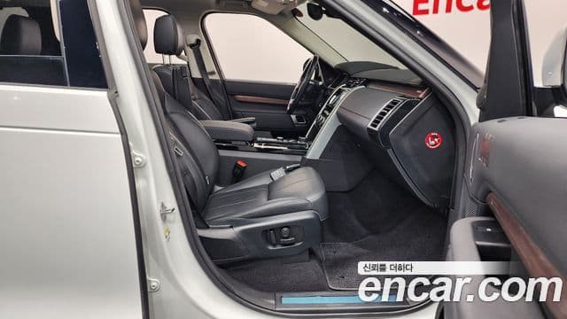 Land Rover Discovery 5 3.0 SD6 HSE, 2020 11