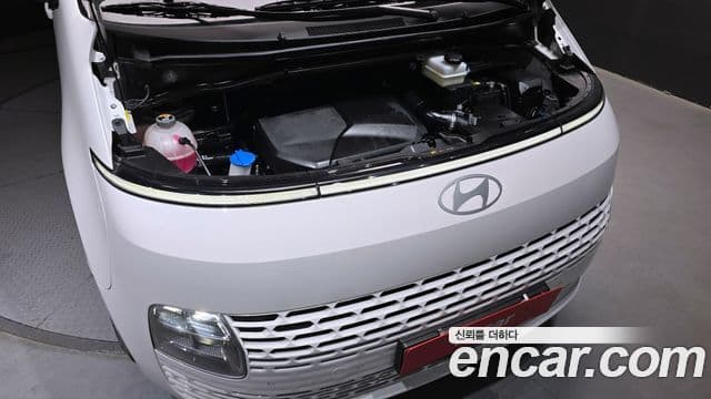 Hyundai Staria Modern, 2025 6