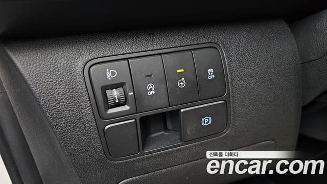 Hyundai Staria Modern, 2025 16