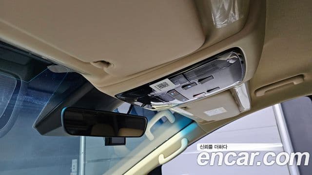 Hyundai Staria Modern, 2025 18