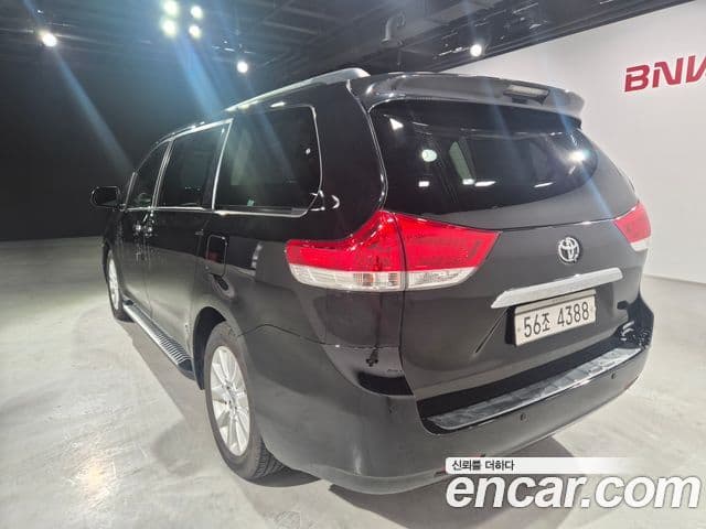 Toyota Sienna, 2014 7