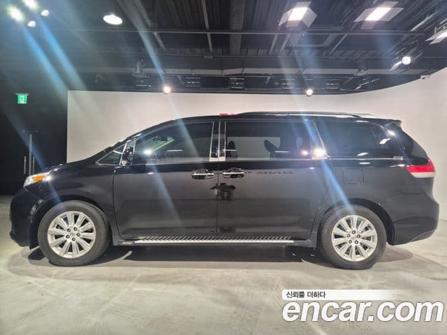 Toyota Sienna, 2014 8